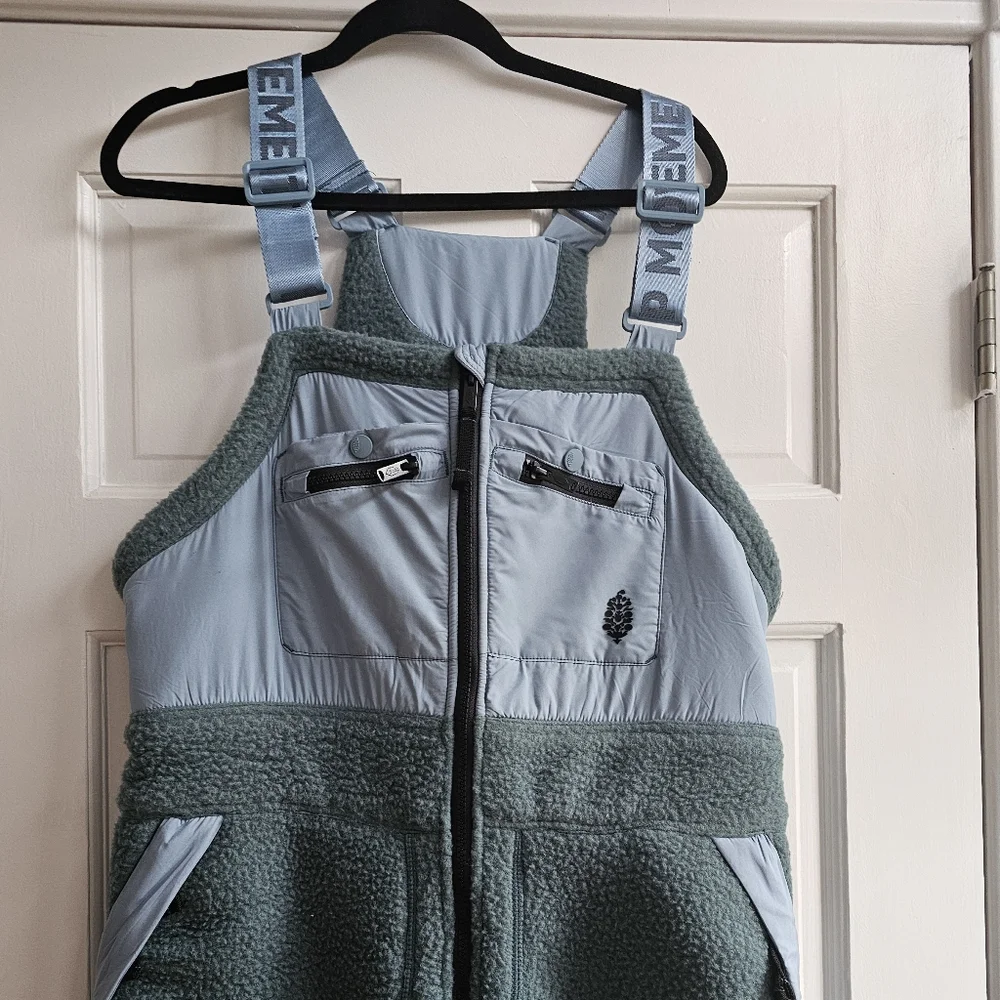 Free People Movement Hit The Slopes Overalls. New with tag - Picture 10 of 12